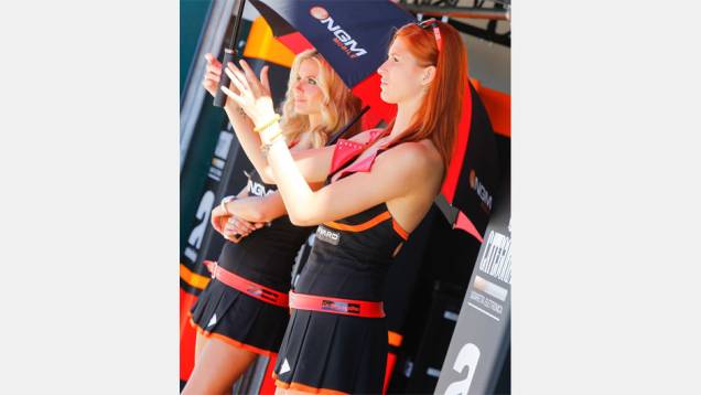 Veja as belas garotas da MotoGP, etapa de San Marino| <a href="https://quatrorodas.abril.com.br/moto/noticias/motogp-lorenzo-triunfa-misano-754124.shtml" rel="migration">Leia mais</a>