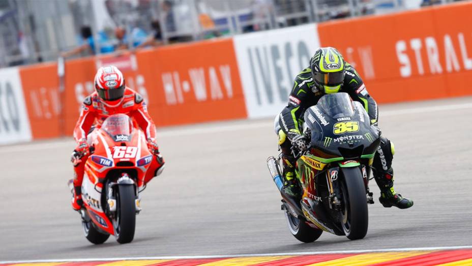 Cal Crutchlow foi o sétimo em Aragón | <a href="https://quatrorodas.abril.com.br/moto/noticias/motogp-marquez-garante-pole-aragon-755537.shtml" rel="migration">Leia mais</a>