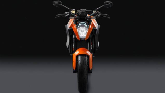 A motocicleta também possui acelerador eletrônico Keihin (ride-by-wire) e controle de tração | <a href="https://quatrorodas.abril.com.br/moto/noticias/ktm-revela-1290-super-duke-r-2014-755875.shtml" rel="migration">Leia mais</a>