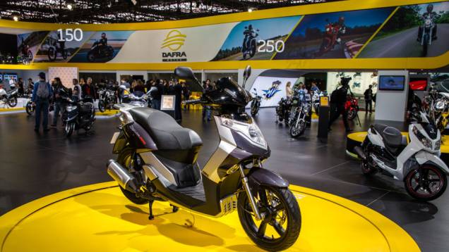 Dafra apresenta Cityclass 200i no Salão Duas Rodas 2013 | <a href="https://quatrorodas.abril.com.br/moto/noticias/dafra-apresenta-novos-modelos-salao-duas-rodas-756438.shtml" rel="migration">Leia mais</a>