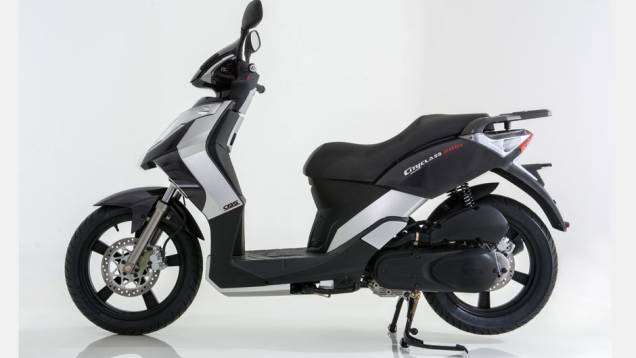 O novo scooter Cityclass 200i chega apenas em maio do próximo ano às concessionárias | <a href="https://quatrorodas.abril.com.br/moto/noticias/dafra-apresenta-novos-modelos-salao-duas-rodas-756438.shtml" rel="migration">Leia mais</a>