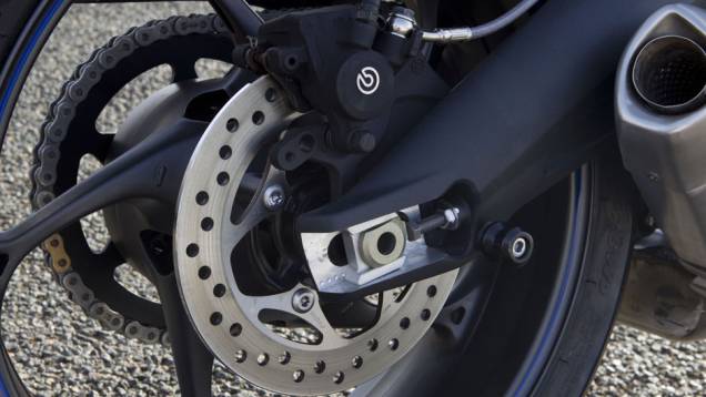 Freios ABS como itens de série | <a href="https://quatrorodas.abril.com.br/moto/noticias/triumph-daytona-675-chega-r-41-900-781670.shtml" rel="migration">Leia mais</a>