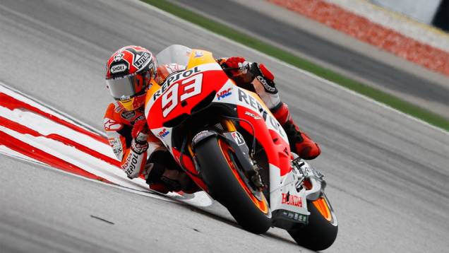 Marc Márquez conquista pole na Malásia, quarta consecutiva e oitava na temporada | <a href="https://quatrorodas.abril.com.br/moto/noticias/motogp-marquez-conquista-pole-malasia-756881.shtml" rel="migration">Leia mais</a>