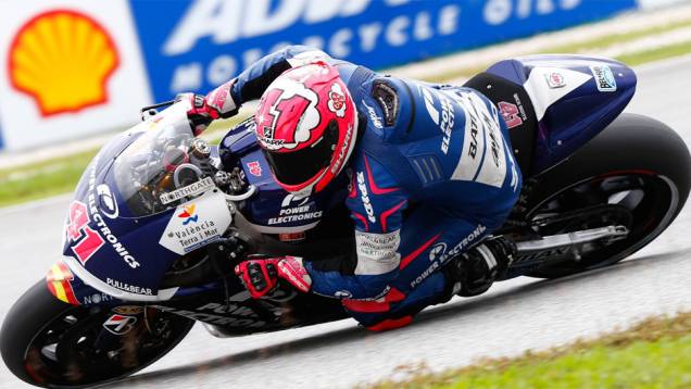Aleix Espargaró ficou com o nono lugar | <a href="https://quatrorodas.abril.com.br/moto/noticias/motogp-dani-pedrosa-vence-sepang-756916.shtml" rel="migration">Leia mais</a> Aleix Espargaró ficou com o nono lugar | <a href="https://quatrorodas.abril.com.br/moto/noticias/motogp-dani-pedrosa-vence-sepang-756916.shtml" rel="migration">Leia mais</a>