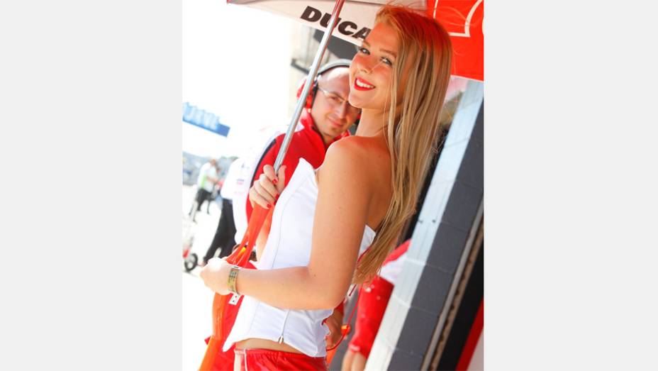 Veja as belas Garotas da MotoGP - Austrália | <a href="https://quatrorodas.abril.com.br/moto/noticias/motogp-lorenzo-vence-embola-campeonato-757595.shtml" rel="migration">Leia mais</a>