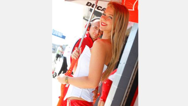 Veja as belas Garotas da MotoGP - Austrália | <a href="https://quatrorodas.abril.com.br/moto/noticias/motogp-lorenzo-vence-embola-campeonato-757595.shtml" rel="migration">Leia mais</a> Veja as belas Garotas da MotoGP - Austrália | <a href="https://quatrorodas.abril.com.br/moto/noticias/motogp-lorenzo-vence-embola-campeonato-757595.shtml" rel="migration">Leia mais</a>