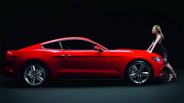 Quem não tinha gostado do novo Mustang pode mudar de ideia... | <a href="https://quatrorodas.abril.com.br/blogs/planeta-carro/2013/12/06/nao-gostou-do-novo-mustang/" rel="migration">Leia mais</a>