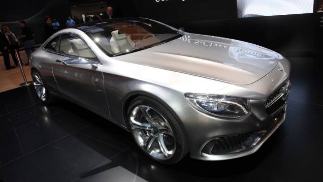 Mercedes-Benz Classe S Coupe | <a href="https://quatrorodas.abril.com.br/noticias/saloes/detroit-2014" rel="migration">Tudo sobre o Salão!</a>