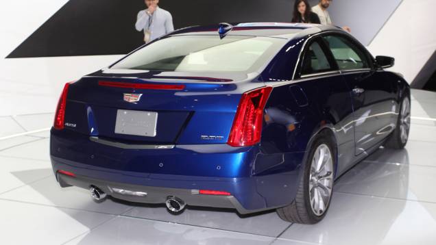 Cadillac ATS Coupe | <a href="https://quatrorodas.abril.com.br/noticias/saloes/detroit-2014/cadillac-apresenta-ats-coupe-2015-770397.shtml" rel="migration">Leia Mais</a>