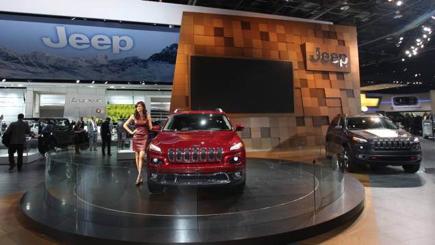 Jeep Cherokee | <a href="https://quatrorodas.abril.com.br/noticias/saloes/detroit-2014" rel="migration">Tudo sobre o Salão de Detroit!</a>