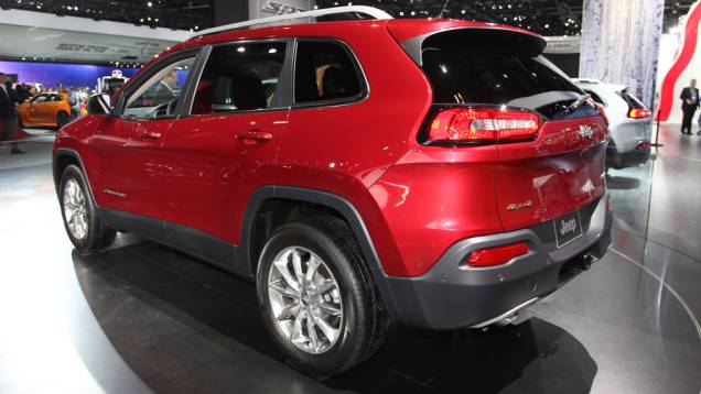 Jeep Cherokee | <a href="https://quatrorodas.abril.com.br/noticias/saloes/detroit-2014" rel="migration">Tudo sobre o Salão de Detroit!</a>