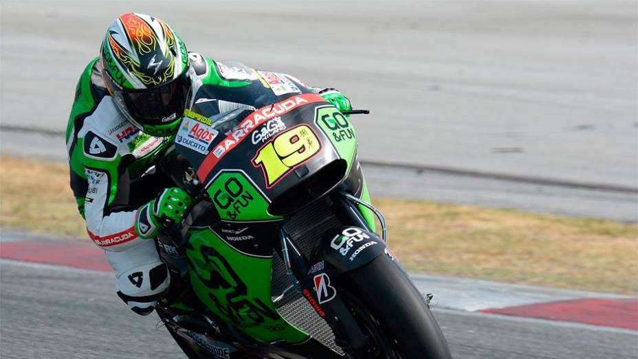 Alvaro Bautista aparece em quinto | <a href="https://quatrorodas.abril.com.br/moto/noticias/motogp-marquez-lidera-primeiro-dia-testes-sepang-772341.shtml" rel="migration">Leia mais</a>