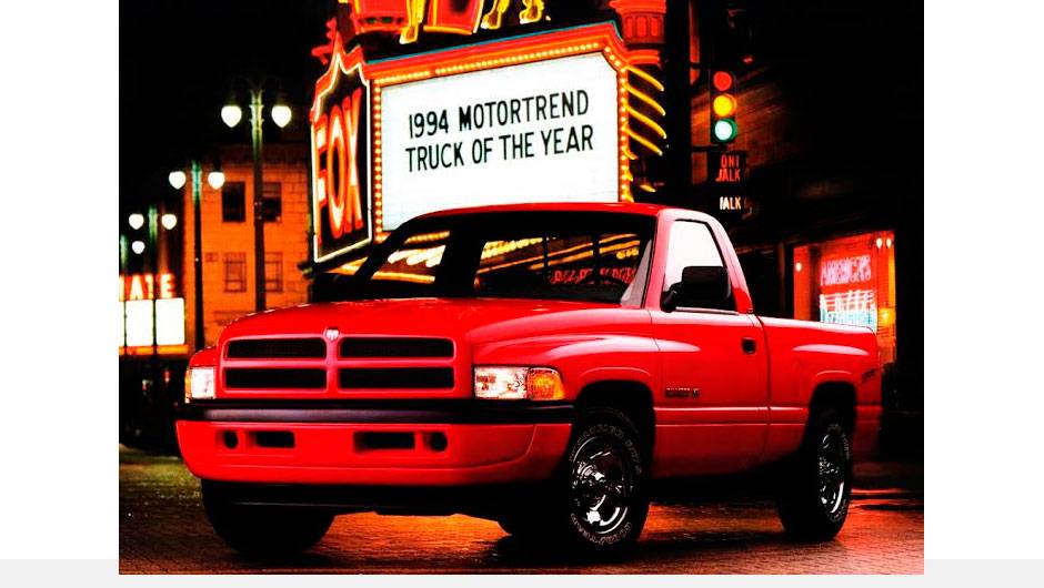 Ram (1994) - Se o nome Ram vem desde 1981, em 1994 o design e o capricho nos itens de conveni&ecirc;ncia deram um salto evolutivo digno do vigor de seu V8