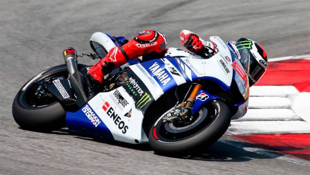 Jorge Lorenzo encerrou o primeiro teste oficial do ano em terceiro | <a href="https://quatrorodas.abril.com.br/moto/noticias/motogp-marc-marquez-insuperavel-malasia-772574.shtml" rel="migration">Leia mais</a> Jorge Lorenzo encerrou o primeiro teste oficial do ano em terceiro | <a href="https://quatrorodas.abril.com.br/moto/noticias/motogp-marc-marquez-insuperavel-malasia-772574.shtml" rel="migration">Leia mais</a>