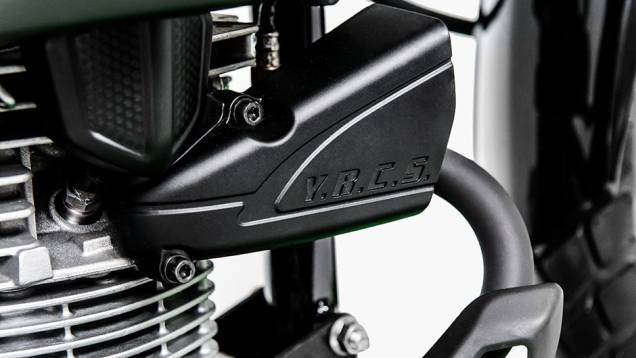 A moto conta ainda com o sistema YRCS (Yamaha Ram Air Cooling System), que tem a função de potencializar a refrigeração do sistema de ignição e do motor | <a href="https://quatrorodas.abril.com.br/moto/noticias/yamaha-lanca-crosser-150-r-9-050-00-773044.s" rel="migration"></a> A moto conta ainda com o sistema YRCS (Yamaha Ram Air Cooling System), que tem a função de potencializar a refrigeração do sistema de ignição e do motor | <a href="https://quatrorodas.abril.com.br/moto/noticias/yamaha-lanca-crosser-150-r-9-050-00-773044.s" rel="migration"></a>