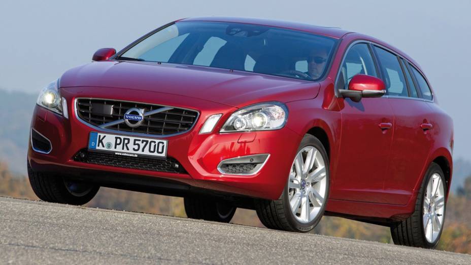 Volvo - 152 PP100 | <a href="https://quatrorodas.abril.com.br/noticias/fabricantes/estudo-mostra-problemas-carros-novos-aumentou-773266.shtml" rel="migration">Leia mais</a>