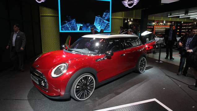 MINI Clubman Concept | <a href="https://quatrorodas.abril.com.br/noticias/saloes/genebra-2014/mini-revela-clubman-concept-774612.shtml" rel="migration">Leia mais</a>| <a href="https://quatrorodas.abril.com.br/galerias/saloes/genebra/2014/direto-genebra-parte-1-775644.shtml" rel="migration"></a>