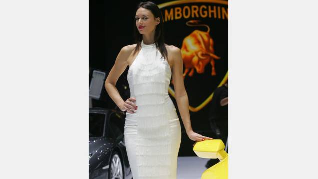 Veja as belas Garotas do <a href="https://quatrorodas.abril.com.br/noticias/saloes/genebra-2014/" rel="migration">Salão de Genebra 2014</a> Veja as belas Garotas do <a href="https://quatrorodas.abril.com.br/noticias/saloes/genebra-2014/" rel="migration">Salão de Genebra 2014</a>