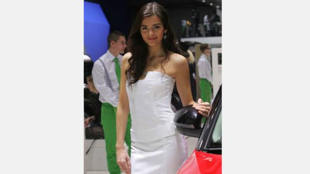 Veja as belas Garotas do <a href="https://quatrorodas.abril.com.br/noticias/saloes/genebra-2014/" rel="migration">Salão de Genebra 2014</a> Veja as belas Garotas do <a href="https://quatrorodas.abril.com.br/noticias/saloes/genebra-2014/" rel="migration">Salão de Genebra 2014</a>