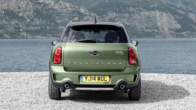 Opções de motor continuam as mesmas, mas o Countryman S ganha um bloco 1.6 turbo atualizado de 190 cv e 24,4 mkgf de torque | <a href="https://quatrorodas.abril.com.br/noticias/saloes/new-york-2014/mini-countryman-2015-revelado-nova-york-779973.shtml" rel="migration">Leia</a>