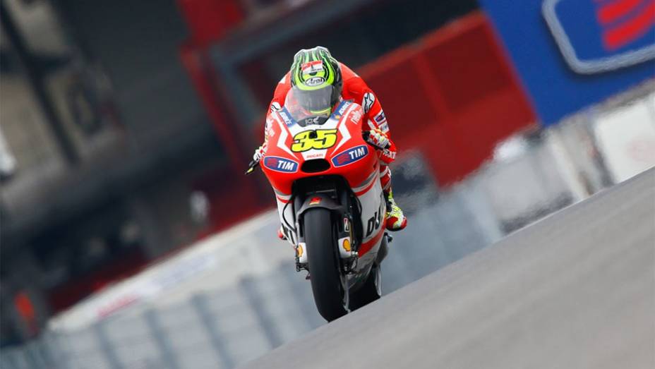 Cal Crutchlow foi o oitavo| <a href="https://quatrorodas.abril.com.br/moto/noticias/motogp-marquez-lidera-treinos-mugello-784616.shtml" rel="migration">Leia mais</a>