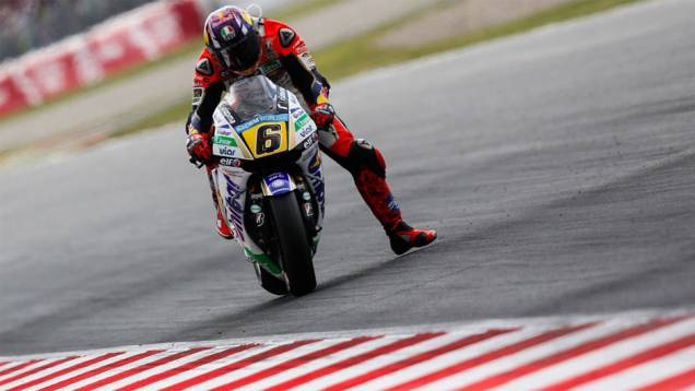 O alemão Stefan Bradl terminou a prova em quinto, na Catalunha | <a href="https://quatrorodas.abril.com.br/moto/noticias/motogp-marquez-vence-corrida-emocionante-barcelona-786084.shtml" rel="migration">Leia mais</a>