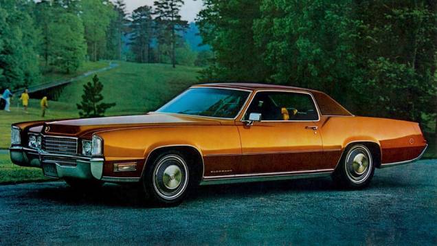 Com 8.2 litros e 400 cv, o V8 de bloco grande da Cadillac para 1970 alcançou marca até hoje não batida, a de maior V8 já produzido, um superlativo que tanto combina com Cadillac. Durou até 1976
