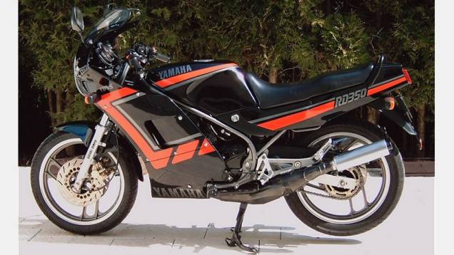 A Yamaha RD350LC, também conhecida como "Viúva Negra", fez muito sucesso na década de 1980