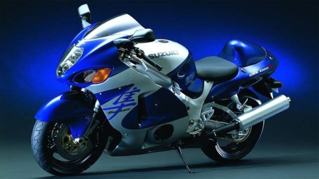 Suzuki Hayabusa GSX1300R, lançada em 1999, fez, e continua fazendo, muito sucesso entre os apaixonados por motos devido seu design e velocidade: 317 km/h (recorde aferido pelo Guinness Book de 2000 e 2004) Suzuki Hayabusa GSX1300R, lançada em 1999, fez, e continua fazendo, muito sucesso entre os apaixonados por motos devido seu design e velocidade: 317 km/h (recorde aferido pelo Guinness Book de 2000 e 2004)