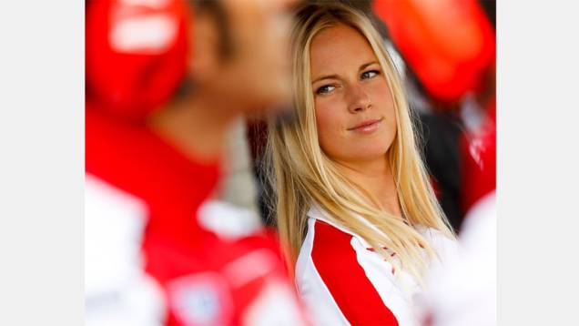 Veja as belas Garotas da MotoGP, etapa da Holanda | <a href="https://quatrorodas.abril.com.br/moto/galerias/competicoes/motogp-2014-assen-787516.shtml" rel="migration">Leia mais</a> Veja as belas Garotas da MotoGP, etapa da Holanda | <a href="https://quatrorodas.abril.com.br/moto/galerias/competicoes/motogp-2014-assen-787516.shtml" rel="migration">Leia mais</a>