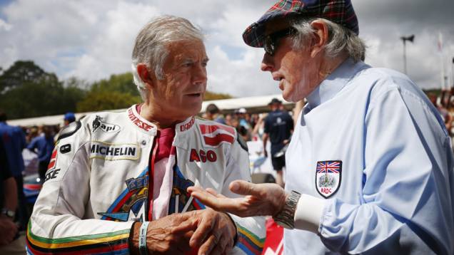 O escocês se encontrou com a lenda do motociclismo, Giacomo Agostini | <a href="https://quatrorodas.abril.com.br/galerias/especiais/festival-goodwood-2014-parte-1-787499.shtml" rel="migration">Parte 1</a>