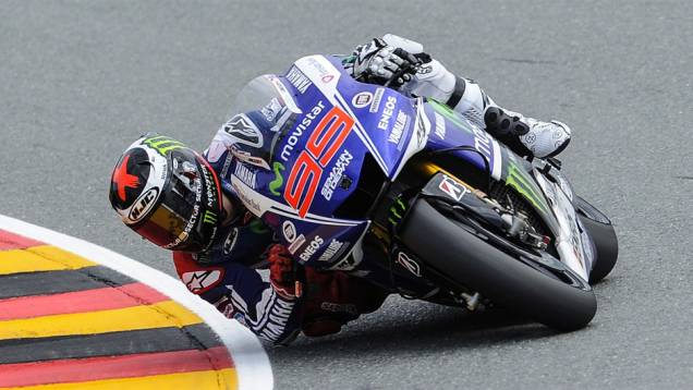 Jorge Lorenzo | <a href="https://quatrorodas.abril.com.br/moto/noticias/motogp-espargaro-mais-rapido-alemanha-790638.shtml" rel="migration">Leia mais</a>