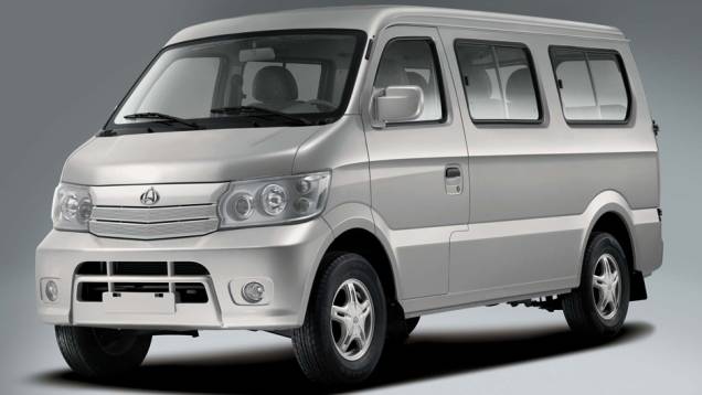 Começamos com uma marca, não um modelo específico. Afinal de contas, o que já se ouviu de piadas sobre a chinesa Chana... Começamos com uma marca, não um modelo específico. Afinal de contas, o que já se ouviu de piadas sobre a chinesa Chana...