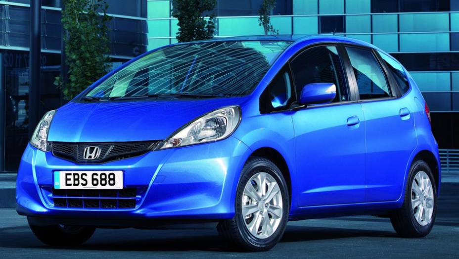 Hora de ouvir um pouco de Miles Davis enquanto aprecia esse Honda... Jazz (sim, é o nome do Fit em outros mercados). Hora de ouvir um pouco de Miles Davis enquanto aprecia esse Honda... Jazz (sim, é o nome do Fit em outros mercados).