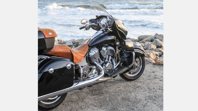Motor V-Twin de 1.811 cc entrega 14,16 mkgf de torque a 2.600 rpm e 73 cavalos de potência | <a href="https://quatrorodas.abril.com.br/moto/noticias/indian-apresenta-roadmaster-2015-eua-793017.shtml" rel="migration">Leia mais</a> Motor V-Twin de 1.811 cc entrega 14,16 mkgf de torque a 2.600 rpm e 73 cavalos de potência | <a href="https://quatrorodas.abril.com.br/moto/noticias/indian-apresenta-roadmaster-2015-eua-793017.shtml" rel="migration">Leia mais</a>