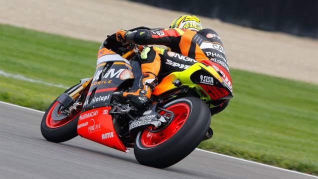 Aleix Espargaro largará na quarta colocação | <a href="https://quatrorodas.abril.com.br/moto/noticias/motogp-marquez-conquista-pole-indianapolis-795041.shtml" rel="migration">Leia mais</a>