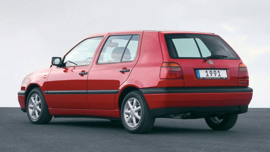 O design era mais arredondado, sem cantos vivos e mais harmonioso | <a href="https://quatrorodas.abril.com.br/carros/lancamentos/volkswagen-golf-vii-749855.shtml" rel="migration">Mais sobre o novo Golf no Brasil</a> |