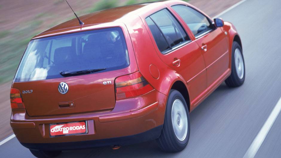 Um ano ap&oacute;s sua chegada ao pa&iacute;s, o Golf come&ccedil;ou a ser fabricado em S&atilde;o Jos&eacute; dos Pinhais (PR) ao lado do... A3 | <a href="https://quatrorodas.abril.com.br/carros/lancamentos/volkswagen-golf-vii-749855.shtml" rel="migration">Mais sobre o novo Golf no Brasil</a> |