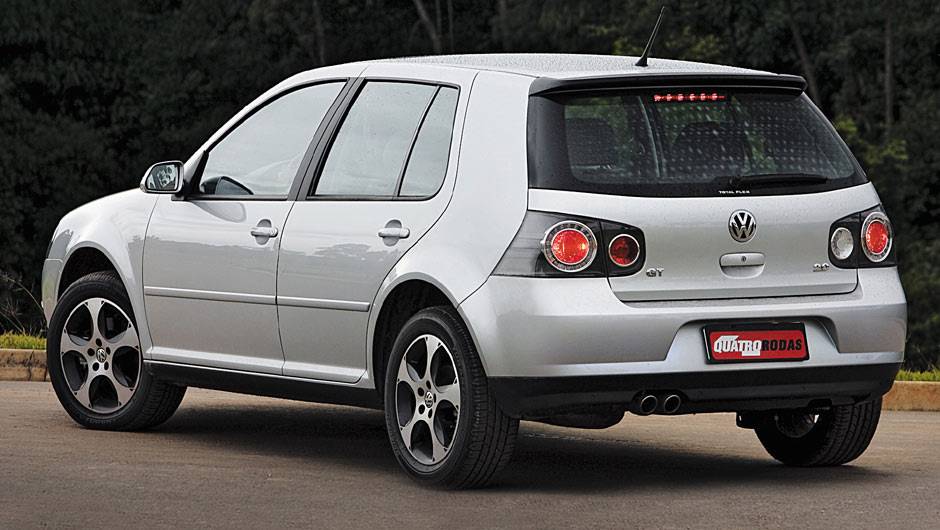 Ele foi lan&ccedil;ado em 2007 e ainda deve permanecer em linha por mais alguns meses, mesmo com a chegada da s&eacute;tima gera&ccedil;&atilde;o | <a href="https://quatrorodas.abril.com.br/carros/lancamentos/volkswagen-golf-vii-749855.shtml" rel="migration">Mais sobre o novo Golf no Brasil</a> |