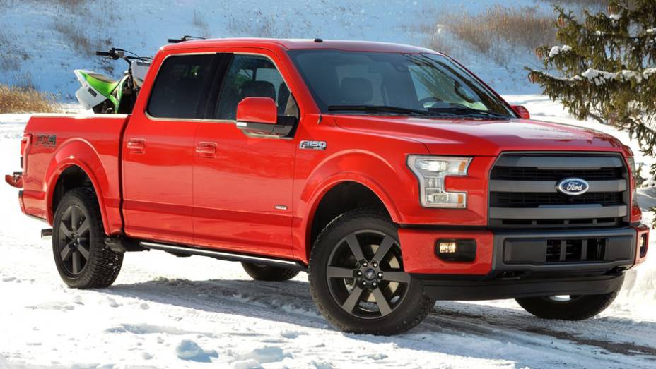 Ford F-150 | <a href="https://quatrorodas.abril.com.br/galerias/especiais/north-american-car-of-the-year-2015-802087.shtml" rel="migration">Candidatos ao NA Car of the Year 2015</a>