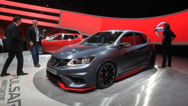 Nissan Pulsar Nismo concept | <a href="https://quatrorodas.abril.com.br/noticias/saloes/paris-2014/nissan-lanca-hatchback-pulsar-paris-803678.shtml" rel="migration">Leia mais</a> | <a href="https://quatrorodas.abril.com.br/galerias/saloes/paris/2014/direto-paris-2014-parte" rel="migration"></a>