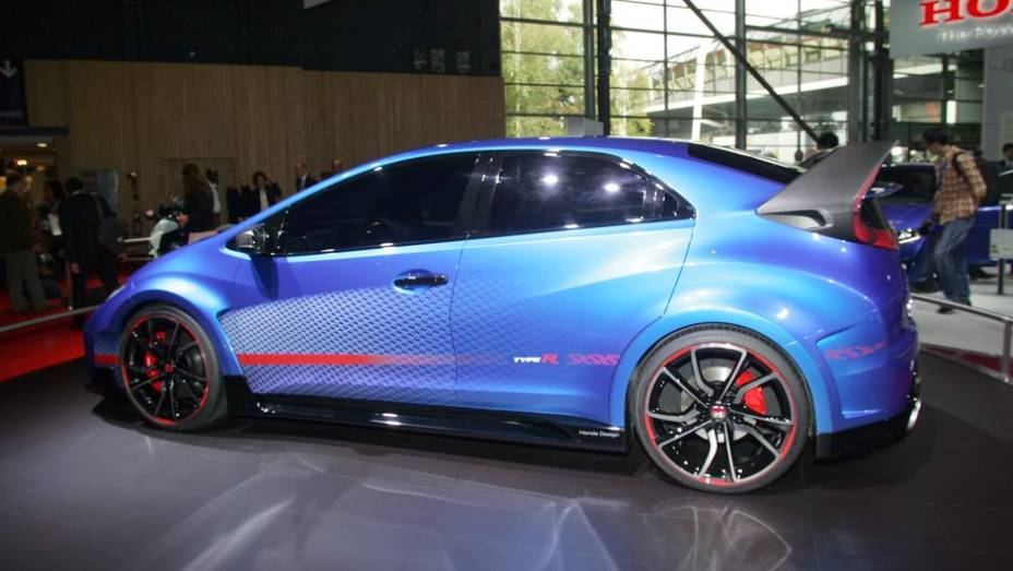 Honda Civic Type R concept II | <a href="https://quatrorodas.abril.com.br/noticias/saloes/paris-2014/honda-civic-type-r-concept-ii-revelado-802818.shtml" rel="migration">Leia mais</a> | <a href="https://quatrorodas.abril.com.br/galerias/saloes/paris/2014/direto-paris-2014-" rel="migration"></a>