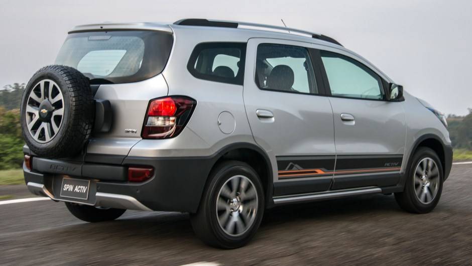 Sua chegada ao mercado brasileiro ocorrer&aacute; no fim de novembro | <a href="https://quatrorodas.abril.com.br/noticias/fabricantes/audi-apresenta-q3-2015-810386.shtml/" rel="migration">Leia Mais</a>