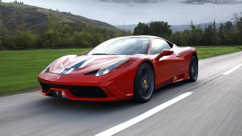 5º) Ferrari 458 Speciale (2014) - valor do IPVA: R$ 86.759,24; valor venal: R$ 2.168.981,00; equivale a: Audi A1 1.4 TFSI 122cv S-Tronic (R$ 86.489,00)
