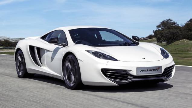 13º) McLaren MP4-12C (2012) - valor do IPVA: R$ 55.780,48; valor venal: R$ 1.394.512,00; equivale a: Hyundai HB20X Style Aut. (R$ 54.325,00) 13º) McLaren MP4-12C (2012) - valor do IPVA: R$ 55.780,48; valor venal: R$ 1.394.512,00; equivale a: Hyundai HB20X Style Aut. (R$ 54.325,00)