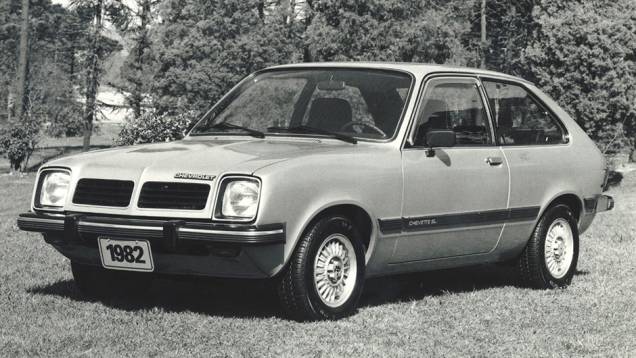 Um dos carros mais longevos da gama da Chevrolet no Brasil foi o Chevette. Aqui, a versão SL de 1982. Um dos carros mais longevos da gama da Chevrolet no Brasil foi o Chevette. Aqui, a versão SL de 1982.