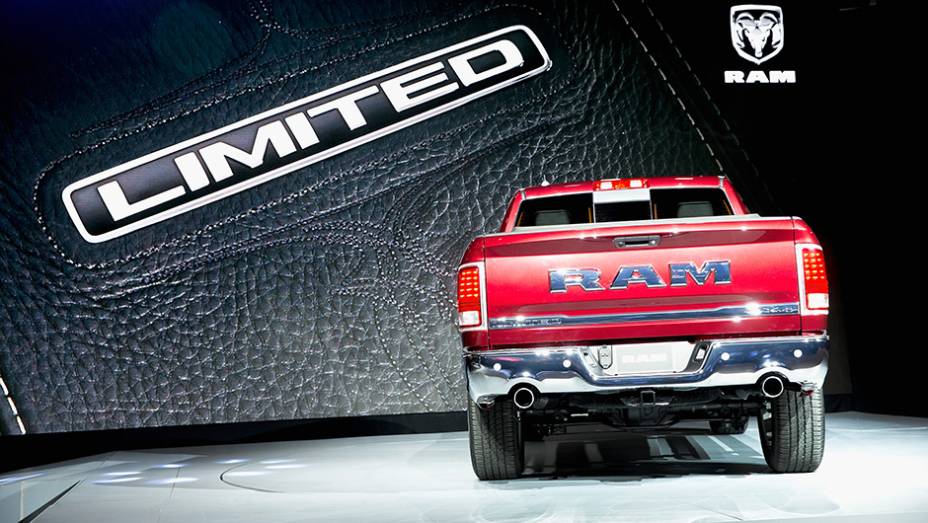 RAM Laramie Limited | <a href="https://quatrorodas.abril.com.br/noticias/fabricantes/ram-divulga-picape-laramie-limited-edition-835720.shtml" rel="migration">Leia mais</a>