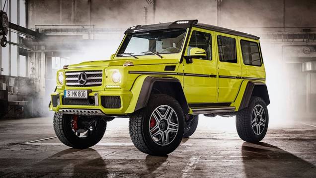 Brutal! O G500 4x4² concept é um verdadeiro tanque off-road | <a href="https://quatrorodas.abril.com.br/noticias/saloes/genebra-2015/mercedes-revela-detalhes-conceito-g-500-4x4-839021.shtml" rel="migration">Leia mais</a>