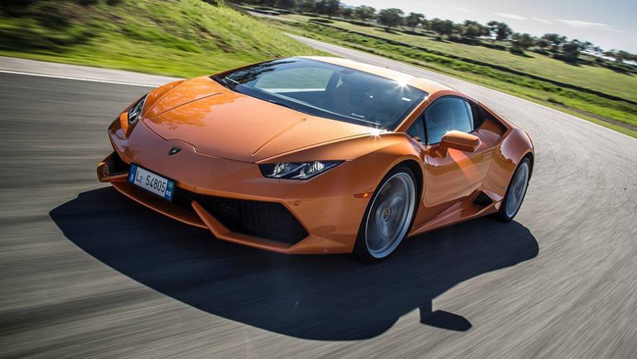 2014 - Lamborghini Huracan, a portentosa sucessora da Gallardo