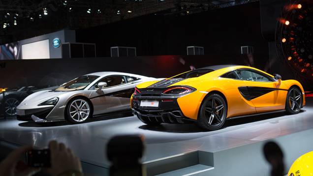 McLaren 570S | <a href="https://quatrorodas.abril.com.br/noticias/saloes/new-york-2015/mclaren-570s-oficialmente-apresentado-852108.shtml" target="_blank" rel="migration">Leia mais</a> McLaren 570S | <a href="https://quatrorodas.abril.com.br/noticias/saloes/new-york-2015/mclaren-570s-oficialmente-apresentado-852108.shtml" target="_blank" rel="migration">Leia mais</a>
